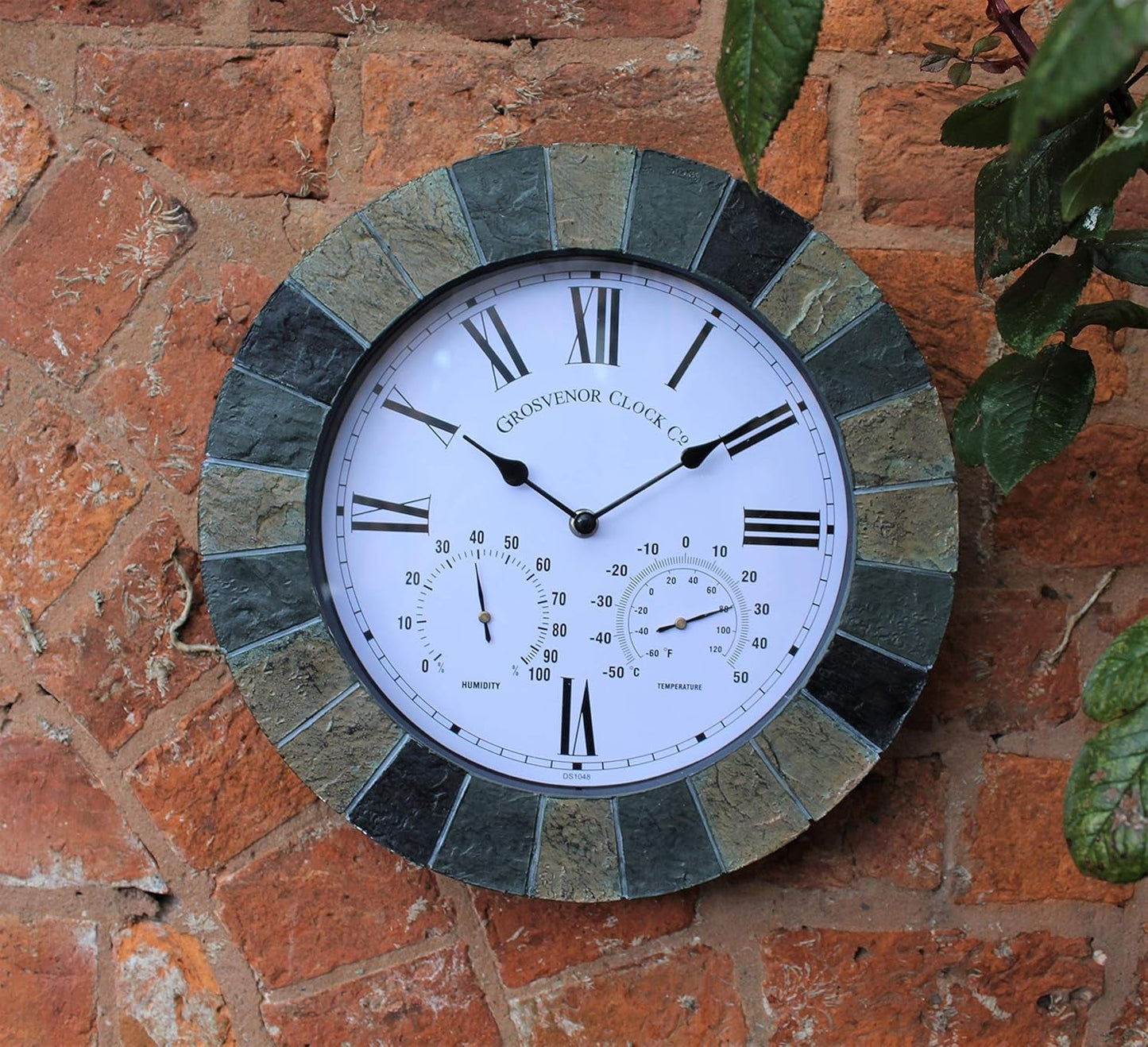 SLATE EFFECT GARDEN WALL CLOCK & THERMOMETER & HUMIDITY INDOOR OUTDOOR