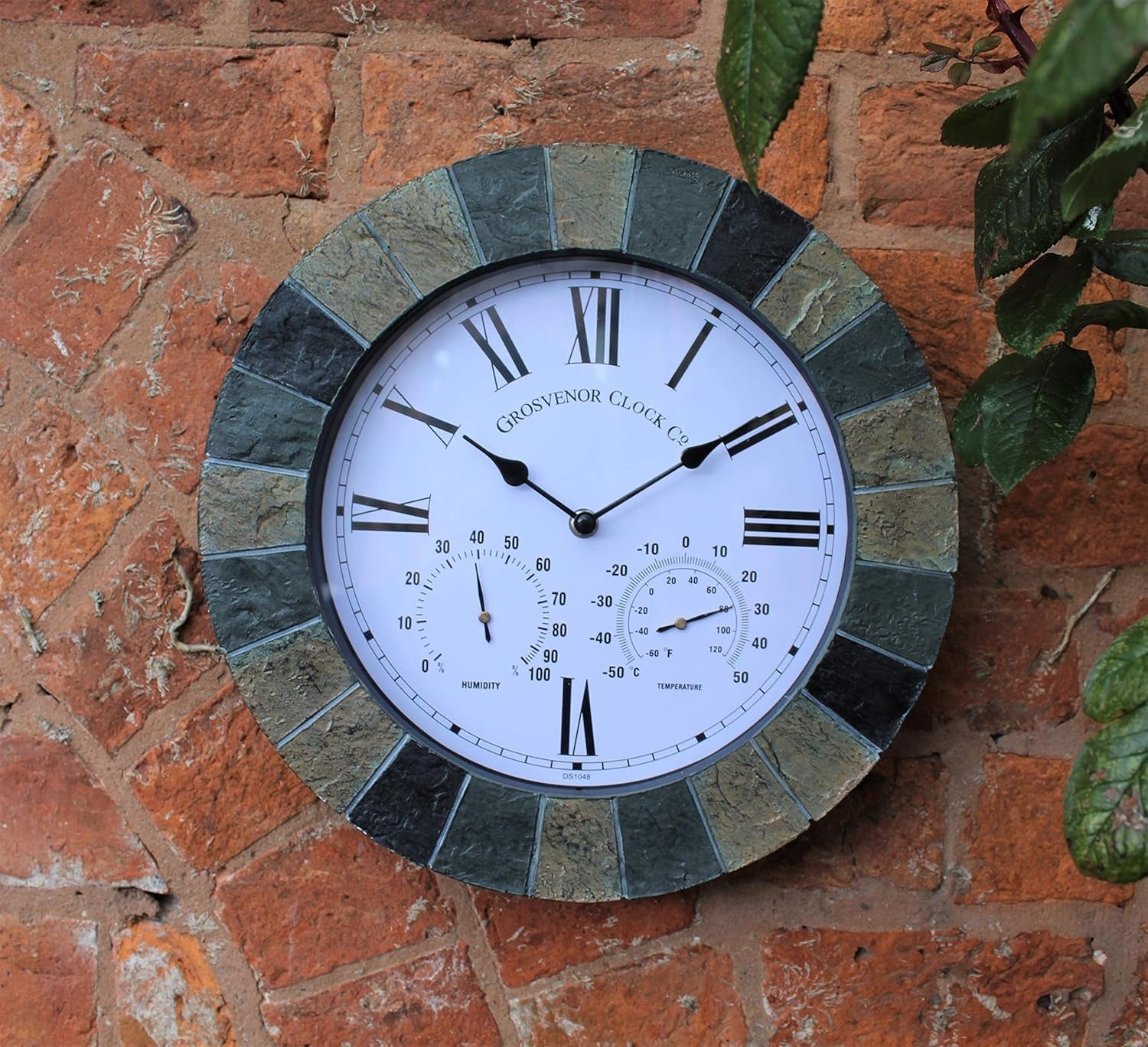SLATE EFFECT GARDEN WALL CLOCK & THERMOMETER & HUMIDITY INDOOR OUTDOOR